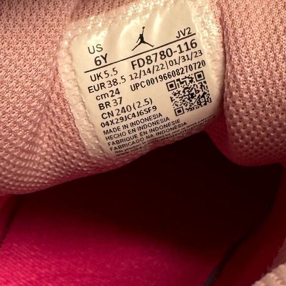 Nike Jordan 1 Mid GS White Soft Pink Size 6 Youth - Picture 7 of 10